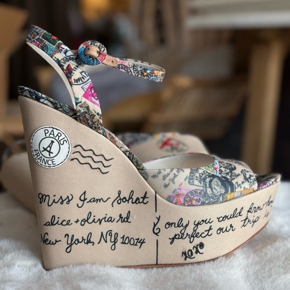 SOLD Alice & Olivia wedges unique sandals ankle strap shoes - Picture 3 of 14